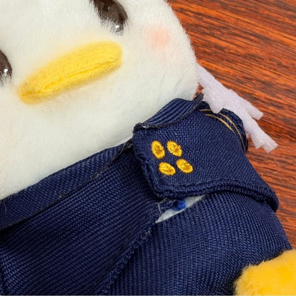 Disney Store Japan Pilot Donald Duck Urupocha Plush - Picture 5 of 8